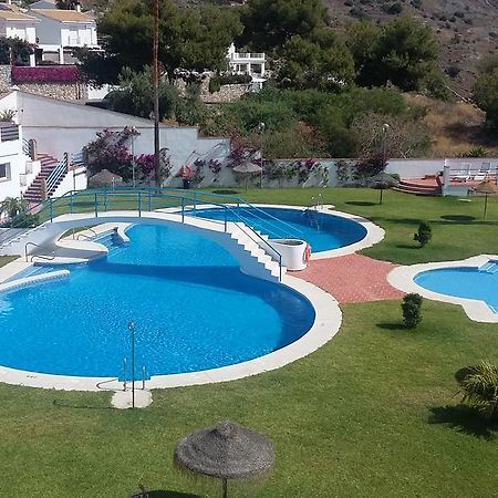 Apartamento Malak Apartment Ла Херадура Екстериор снимка